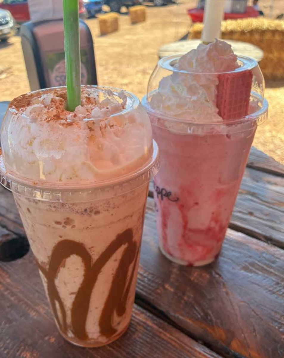 Chocolate and strawberry frappes